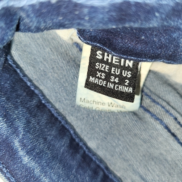 High Rise Dark Wash Flare Jeans - Picture 2 of 4